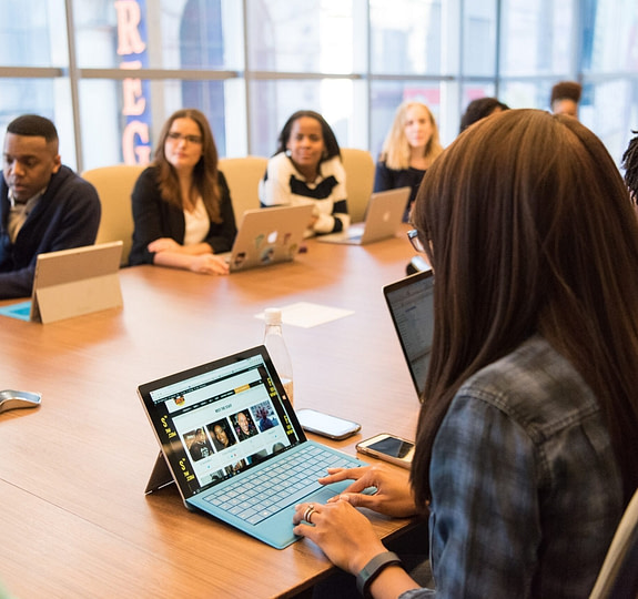 Tecnologia para empresas de saúde: eficiência operacional